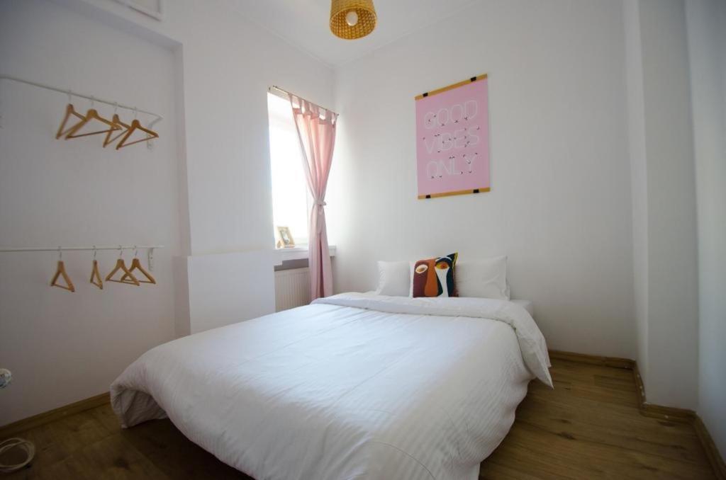 Bright Apartment Near Cismigiu And Old Town Boekarest Buitenkant foto