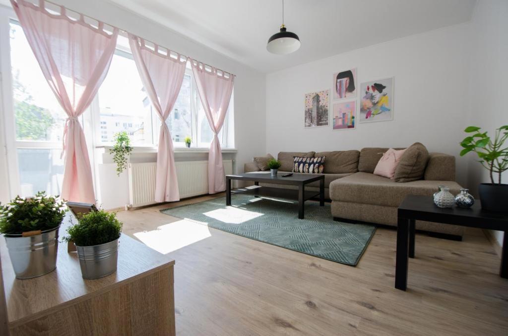Bright Apartment Near Cismigiu And Old Town Boekarest Buitenkant foto