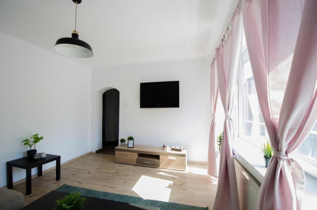 Bright Apartment Near Cismigiu And Old Town Boekarest Buitenkant foto
